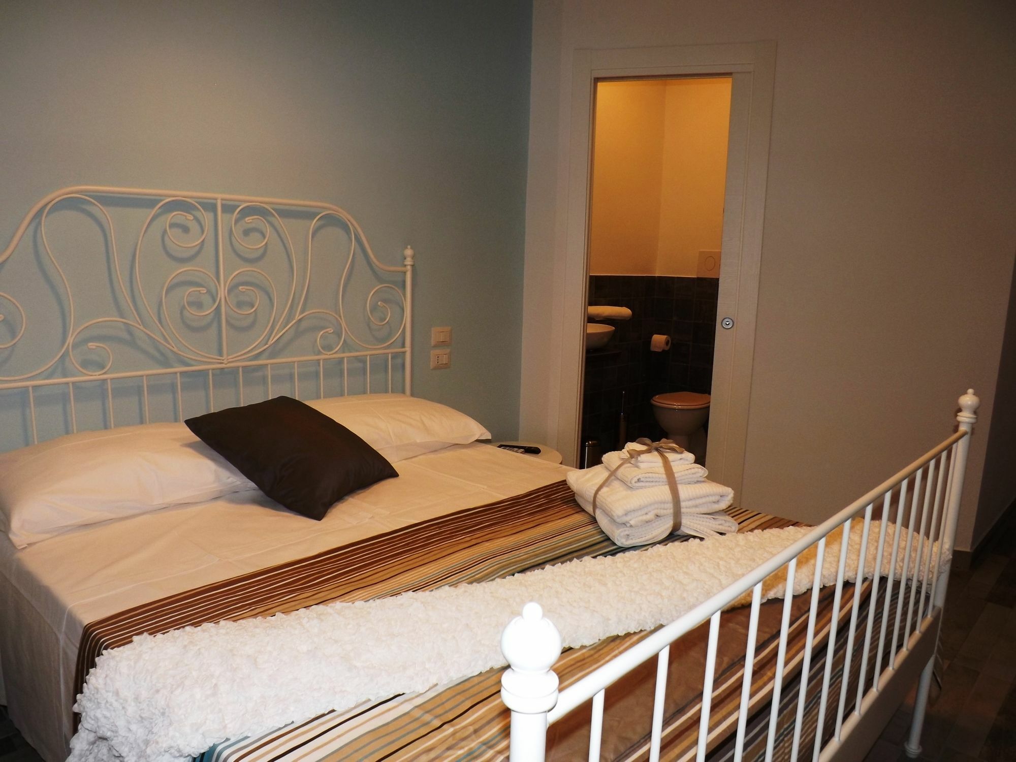 Domus Alma Bed & Breakfast Naples Luaran gambar